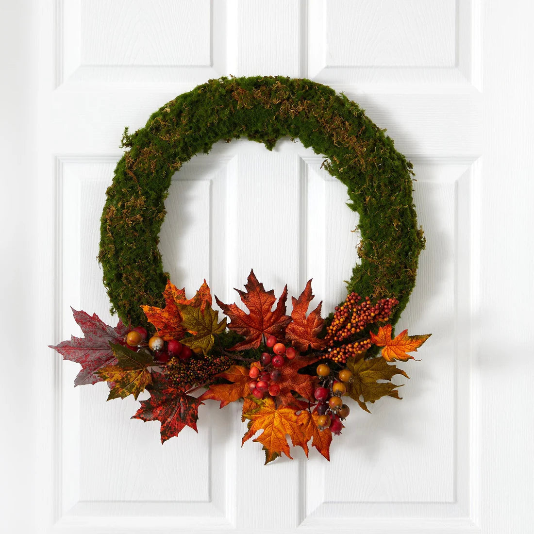 20" Fall Maple Leaf and Berries Artificial Autumn Wreath