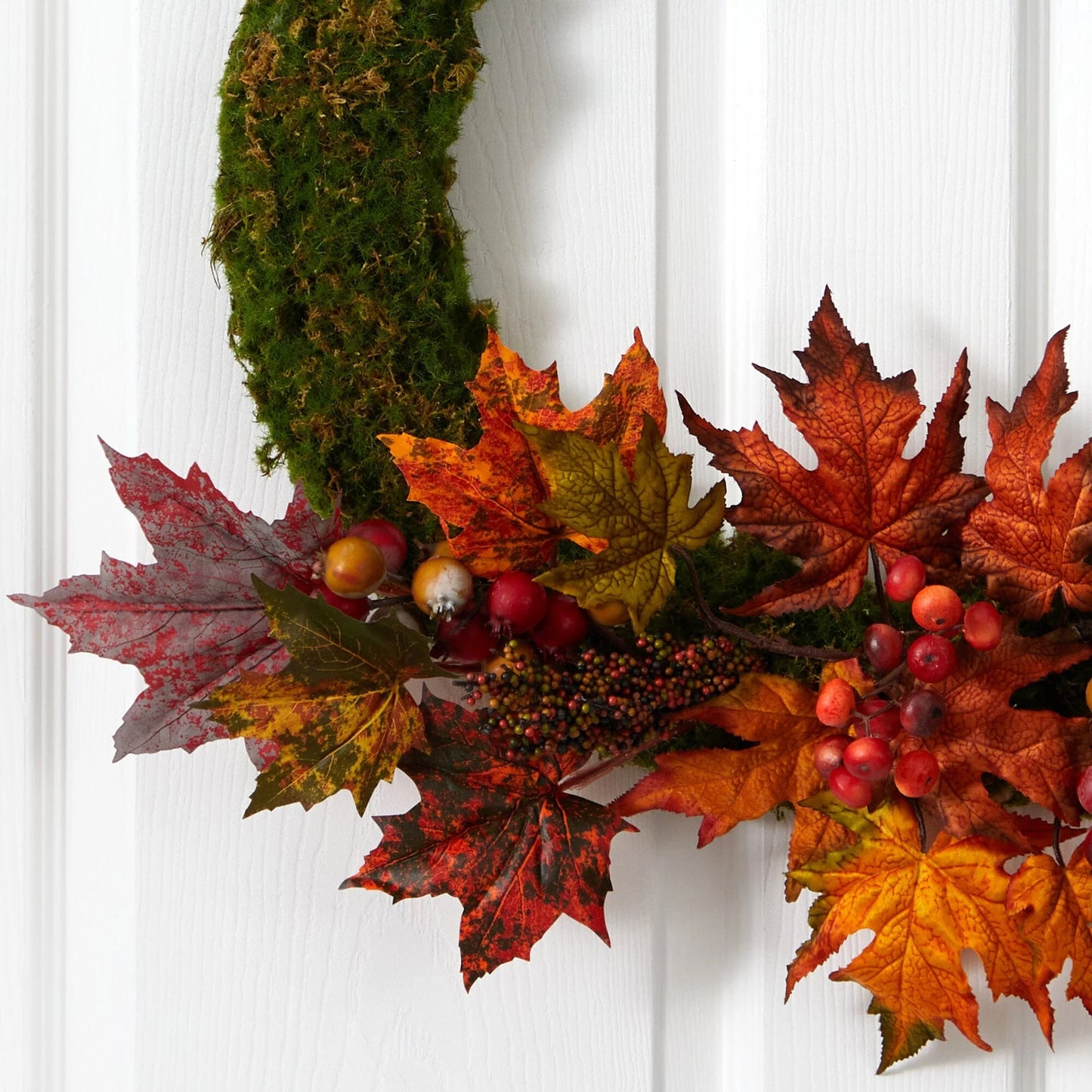 20" Fall Maple Leaf and Berries Artificial Autumn Wreath