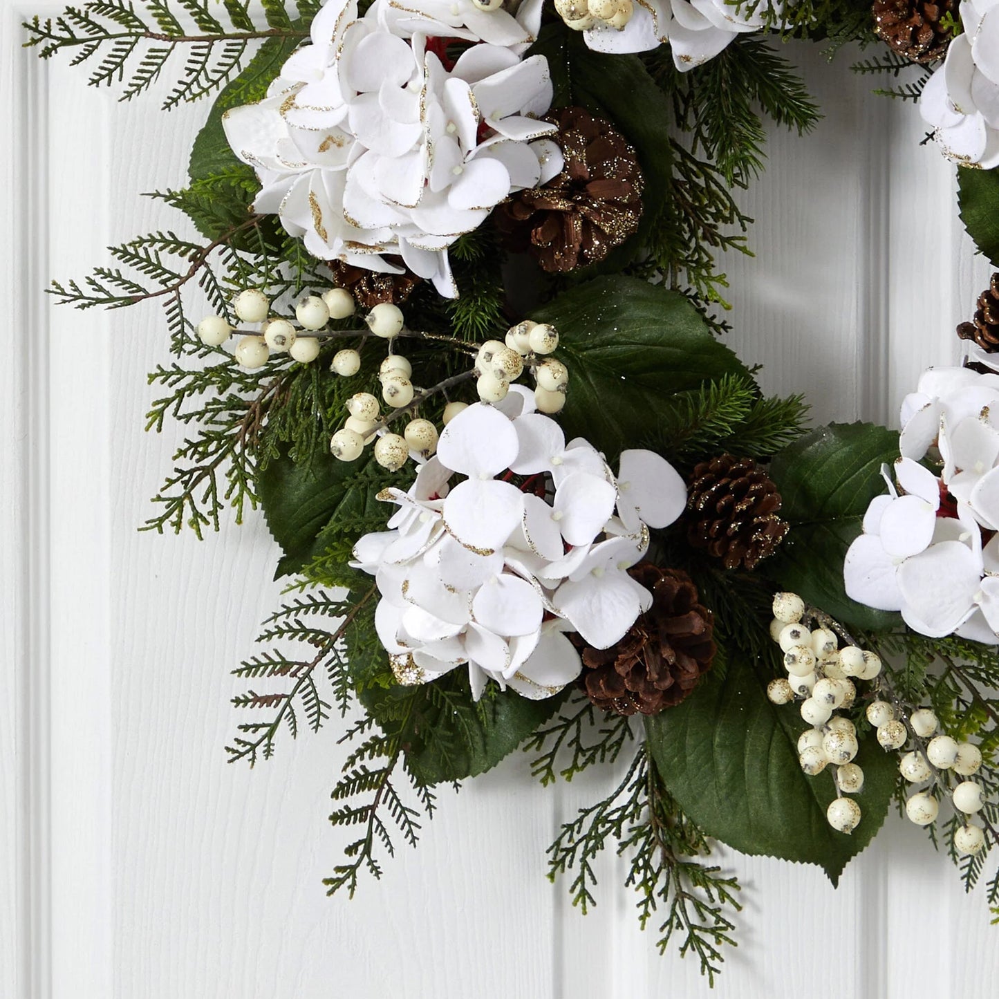 24" Gold Trimmed Hydrangea and Berry Wreath