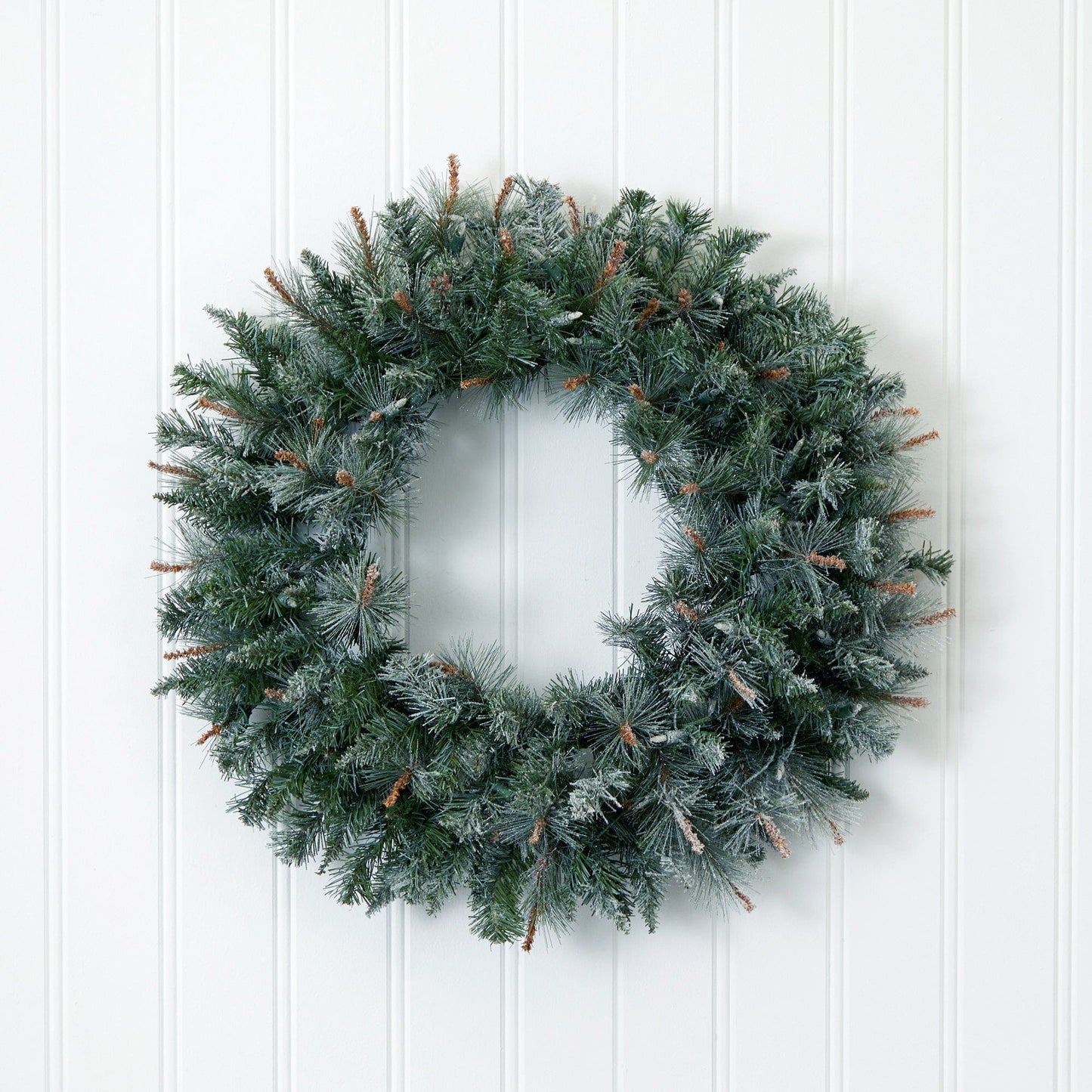 30" Frosted Wreath w/170 Tips & 50 Clear Lights